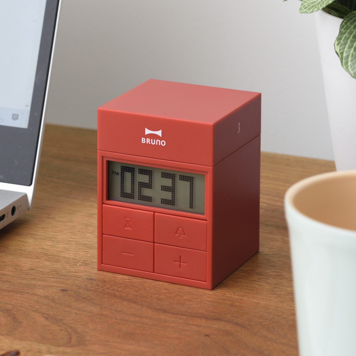 BRUNO デジタル置時計 BCR003 レッド 箱無し BRUNO ブルーノ LCDレトロ