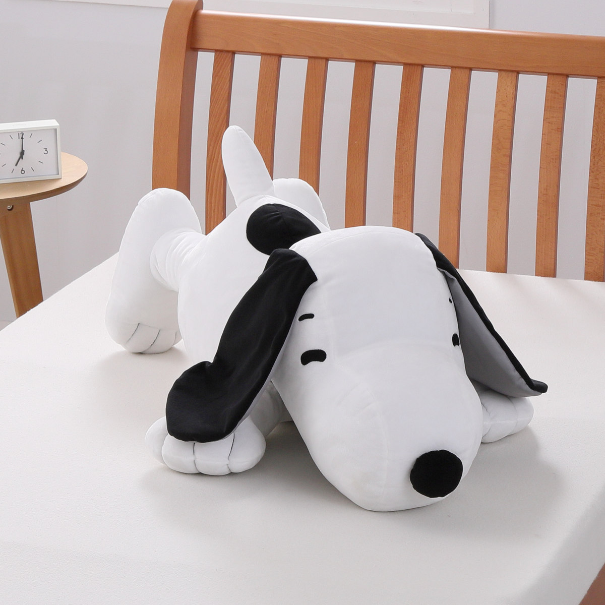 未使用品】西川リビング スヌーピー 抱きつきクッション イースター 卵