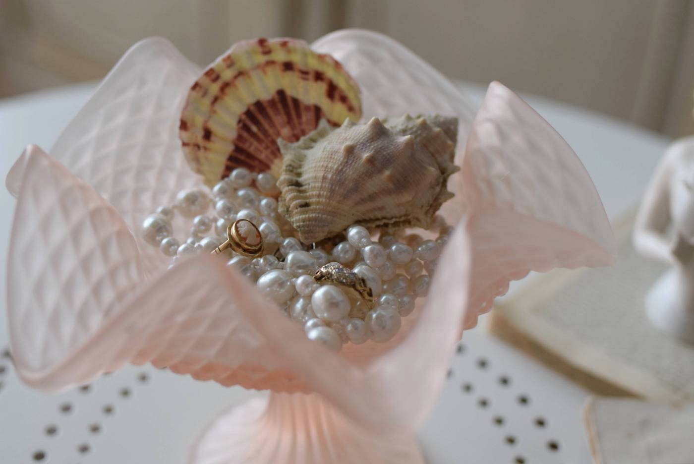 骨董 時代ガラス 希少3色 ピンク色暈し フリル 盃洗 コンポート