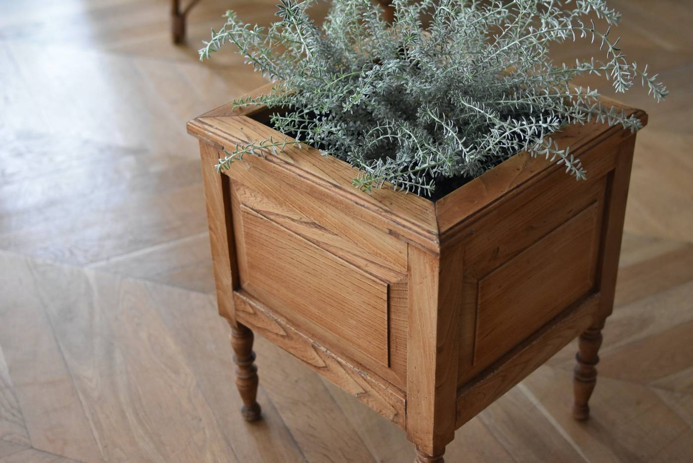 木製プランタースタンド.25 フランスアンティーク家具 木製ボックス 台座