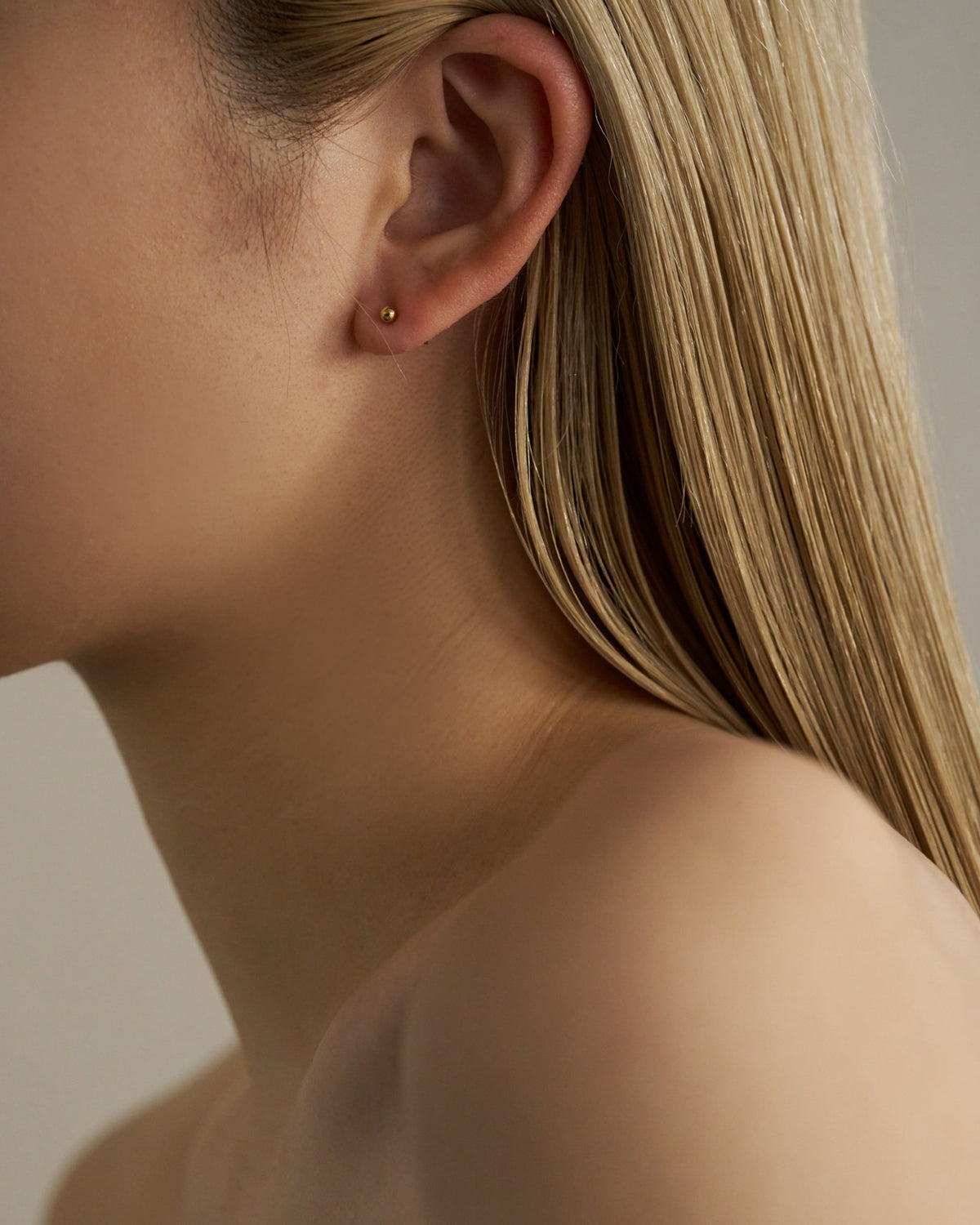 simple pierce S LORO（l'oro）