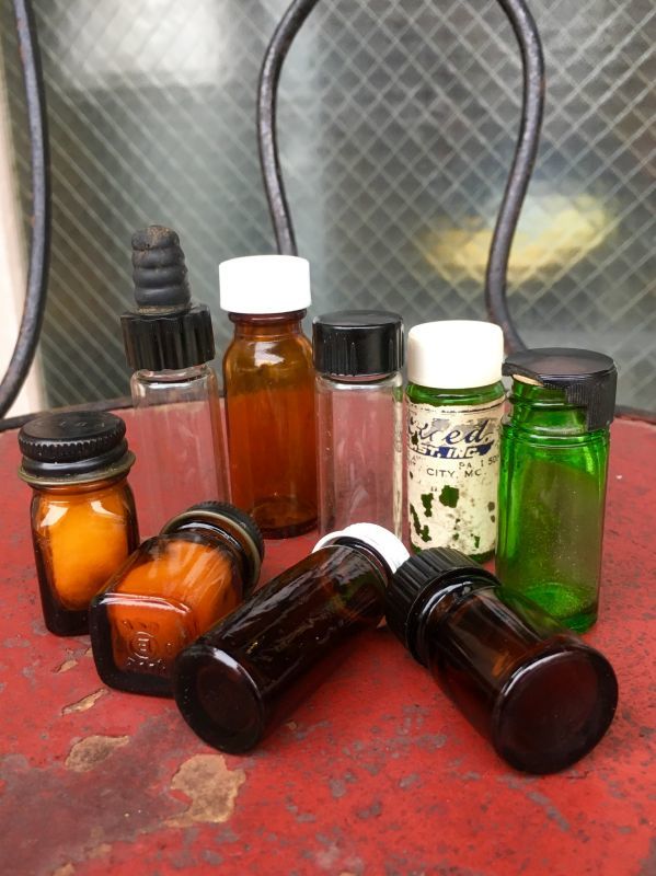 1920'S 30'S 40'S ミニミニ メディスンボトル 9本セット アンバー