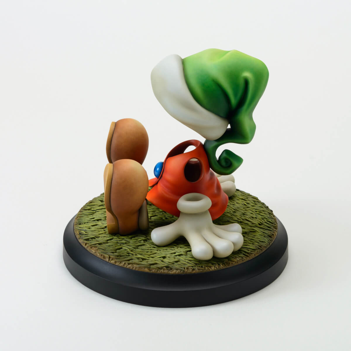 moon/ 透明の少年フィギュア』by MAMEGYORAI