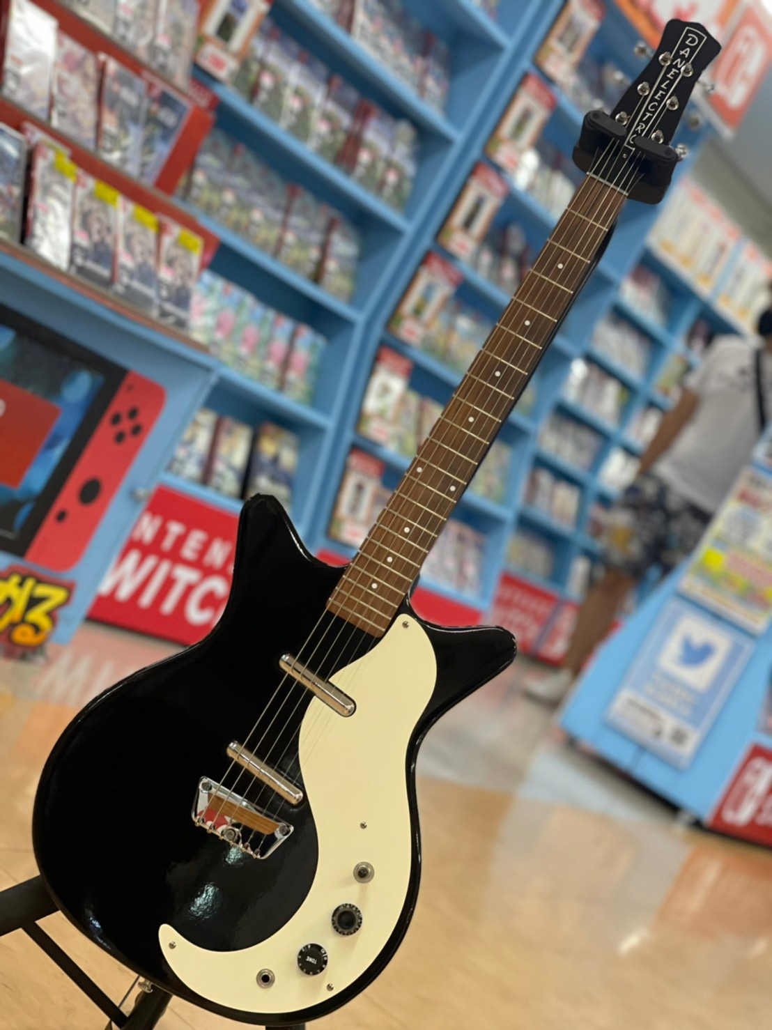 楽器】入荷情報です！◇Danelectro 59-DC 等々□ - 万代書店 高崎店