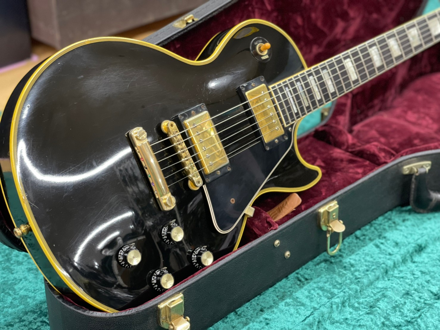 楽器】入荷情報です！◇Gibson Custom Shop 1968 Les Paul Custom