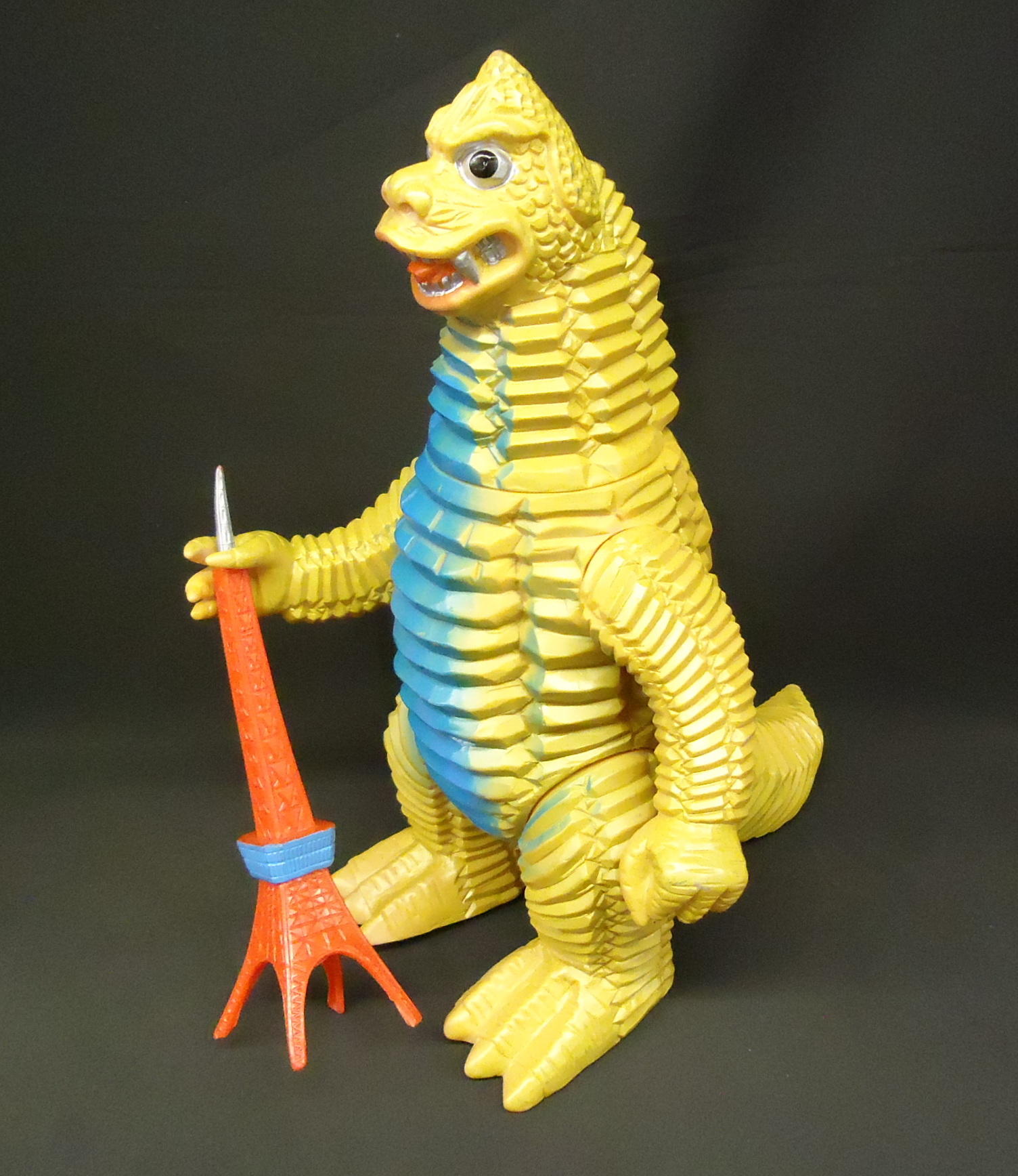 ブルマァクレッドキング復刻ソフビ