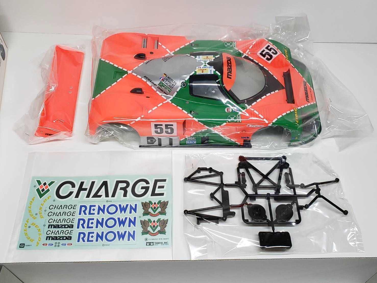 タミヤ 1/10 マツダ 787 B 組み立てキット 付属品付 値下げ！ タミヤ