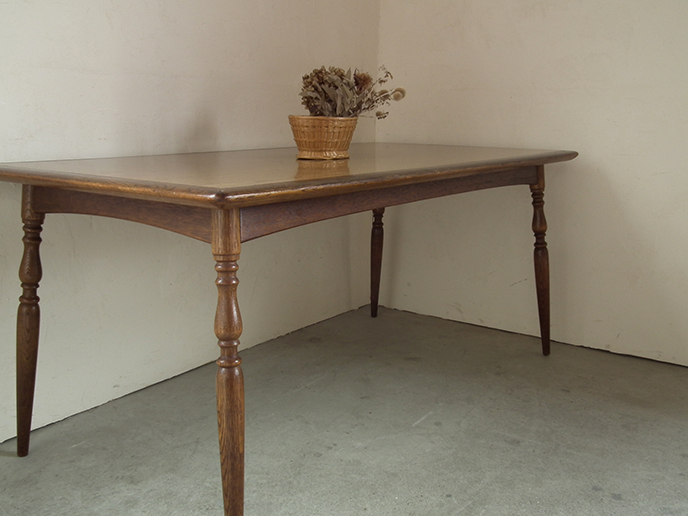 X00002 キツツキマーク 飛騨産業 楢材 ダイニングテーブル | MANSIKKA