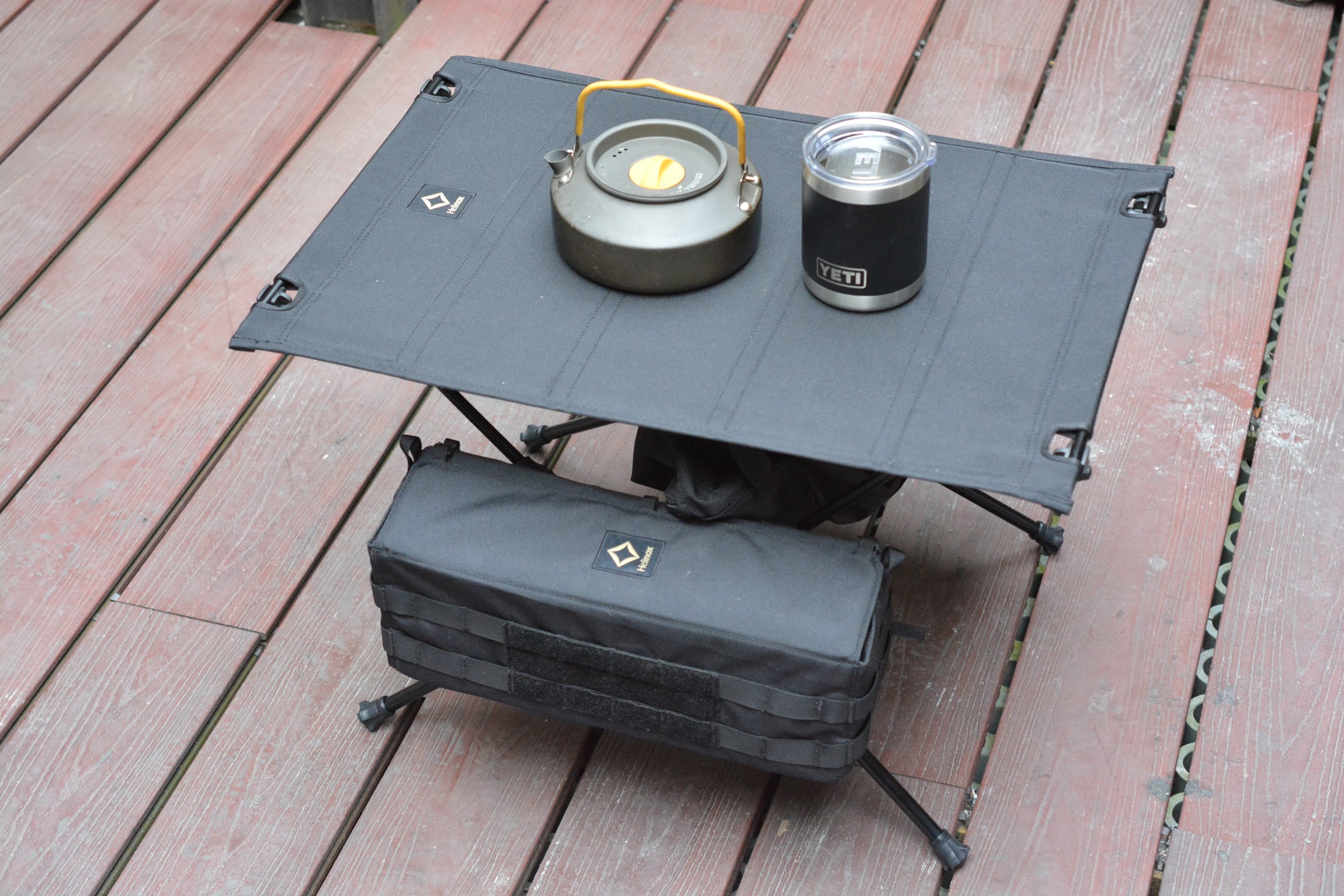 ヘリノックス Helinox タクティカルテーブル ブラック M レビュー