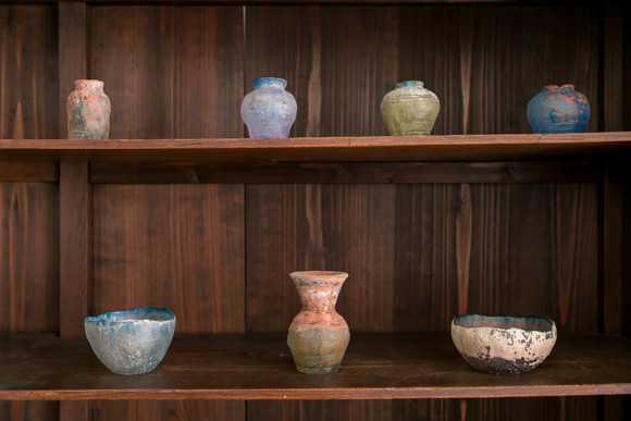 うつわディクショナリー#81 出土品のように神秘的、熊谷峻さんのガラス