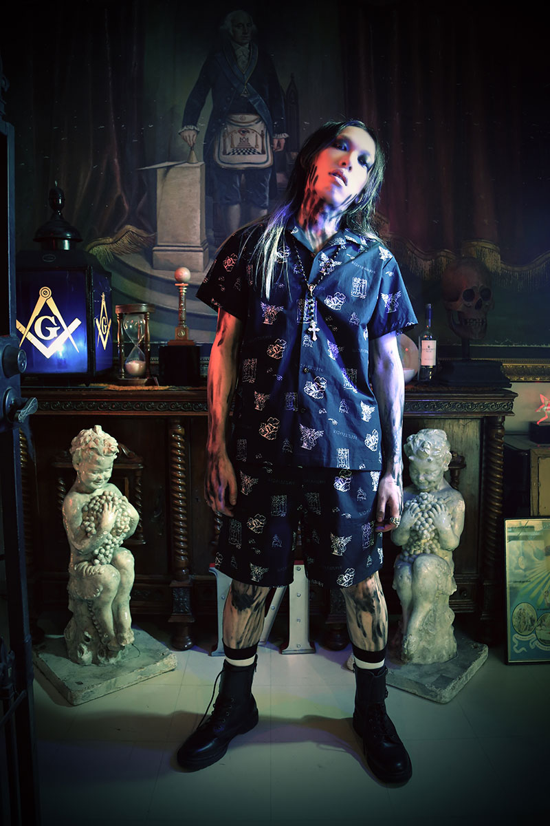 マダラニンゲンオフィシャルサイト