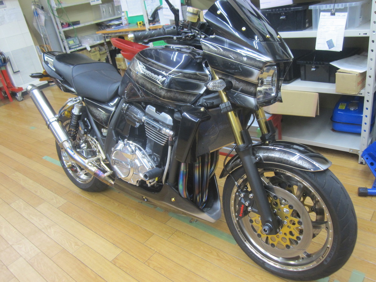 ZRX1200R？D用？ ヘッドライト ランプ KAWASAKI カワサキ
