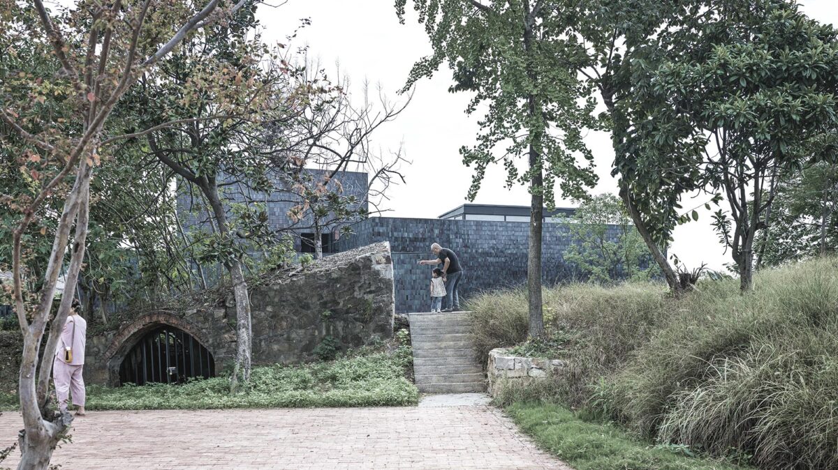 中国の陶器の都に残る遺跡を再生しつつ展示に取り込む〈黄龍山・紫砂