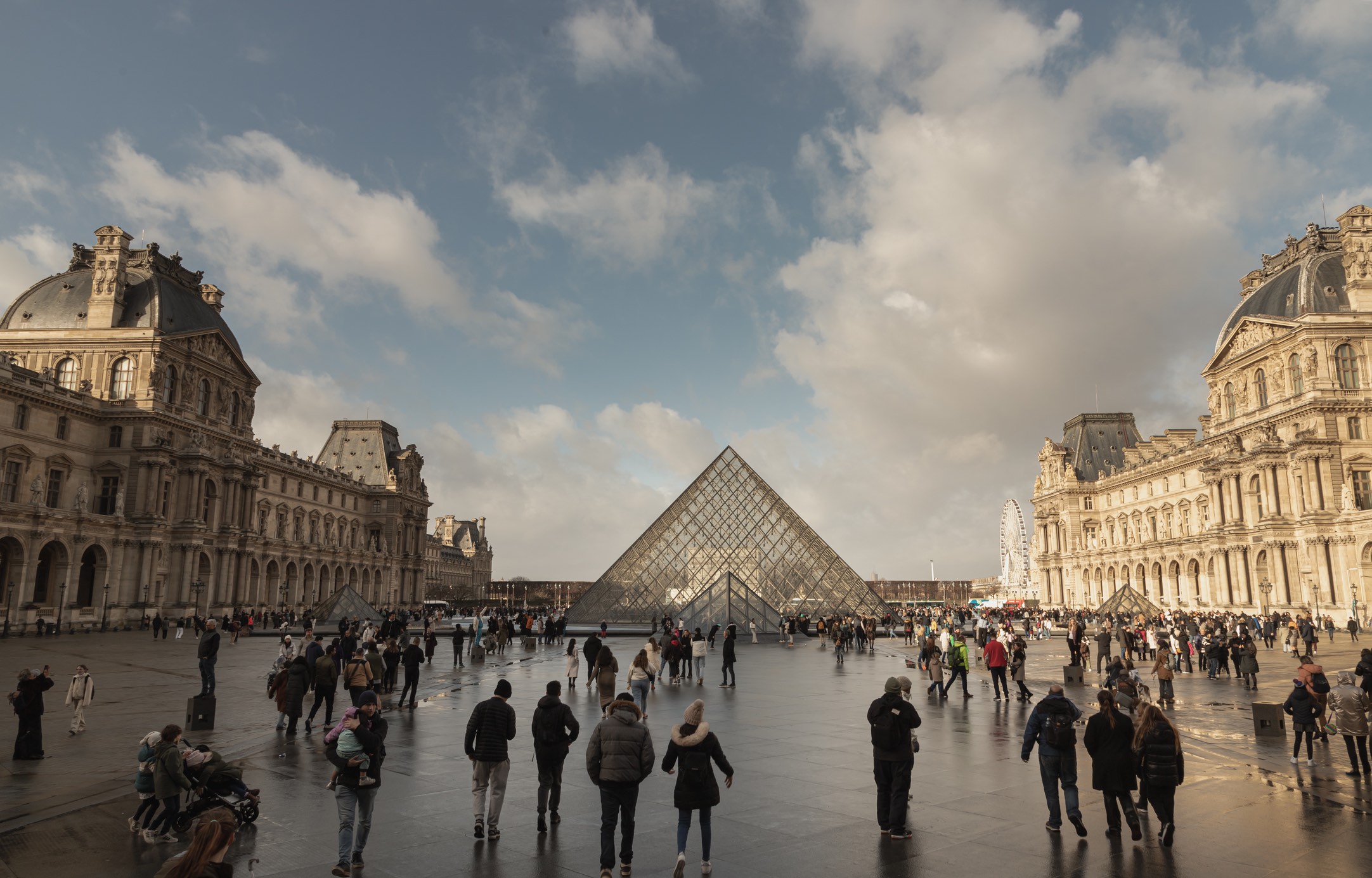 藤本壮介やSANAAが名を連ねる〈ルーヴル美術館〉大規模改修