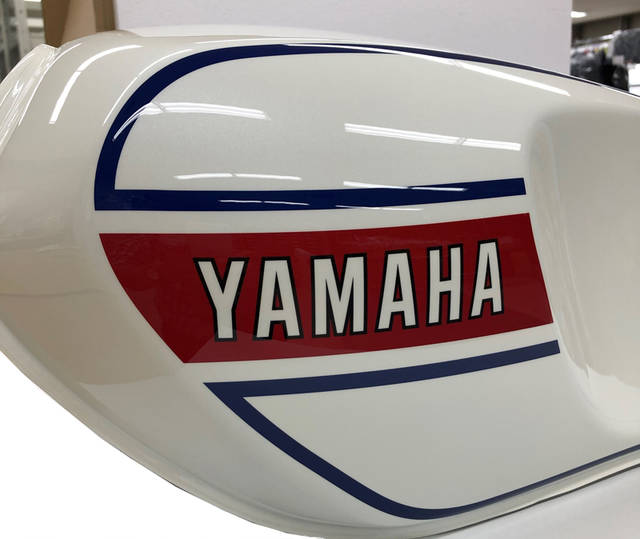 伝説の2スト 初期型RZ250(4L3)復刻タンク在庫あります！ - NAPS-ON