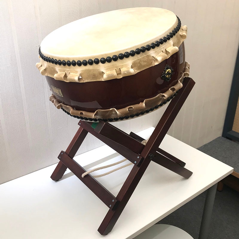 和太鼓 平太鼓 和楽器 民謡 お祭り 1.4尺 ケース バチ 台座 和太鼓 平