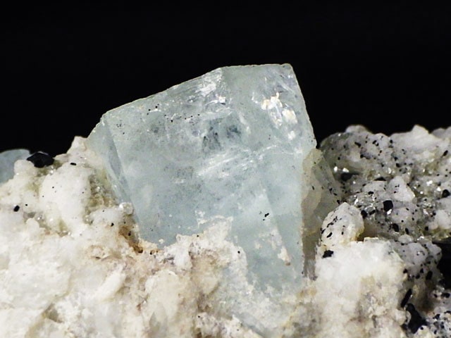 アフガニスタン産アクアマリン