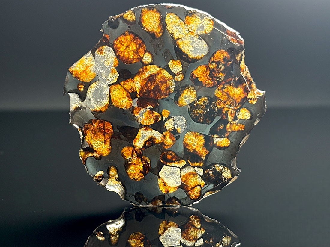 ケニア産 セリコパラサイト隕石 / Sericho Pallasite Meteorite