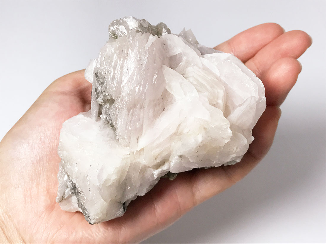 湖南省産ピンクマンガンカルサイト