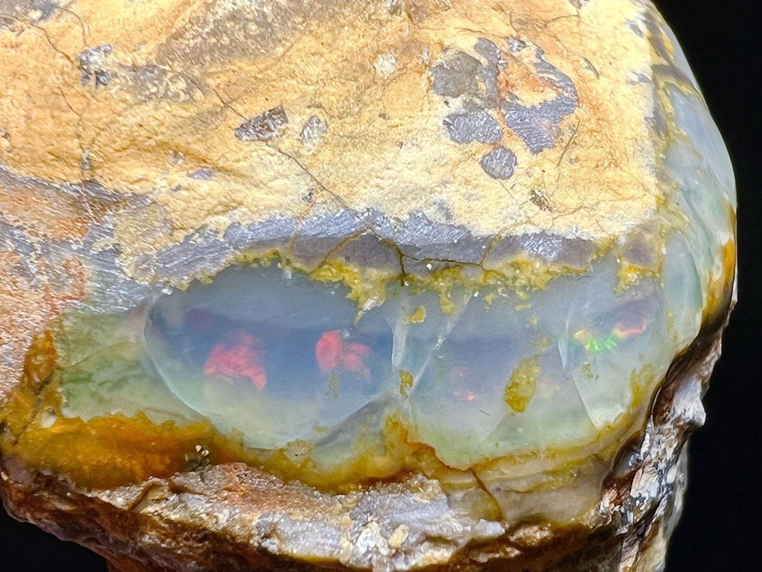 福島県西会津町宝坂産 オパール