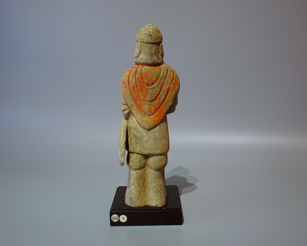 灰陶加彩武人俑 | 東洋陶磁 | 冨江洗心堂オンラインショップ