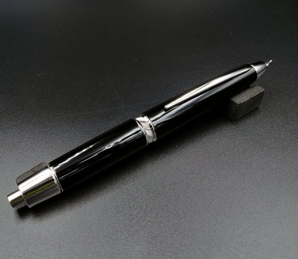 PILOT パイロット Capless キャップレスLS ラグジュアリーブラック