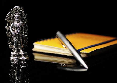 仏像】不動明王 - 銀製 伝統工芸『高岡銅器』謹製 | 日本の手技,高岡