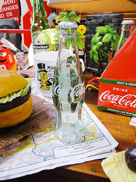 コカ・コーラブランド コンツアーボトル型ソルト＆ペッパーボトル