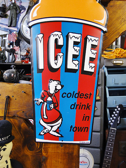 ICEE アイシーフローズンカップ エンボスティンサイン （オレンジ）の