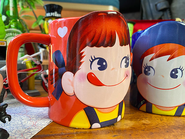 ペコちゃんホーローカップ&ポットセット ペコちゃんホーローポットと