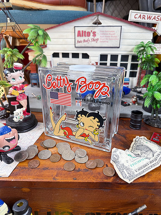 キャラクターアド ガラスブロックバンク （ベティ・ブープ） 貯金箱の