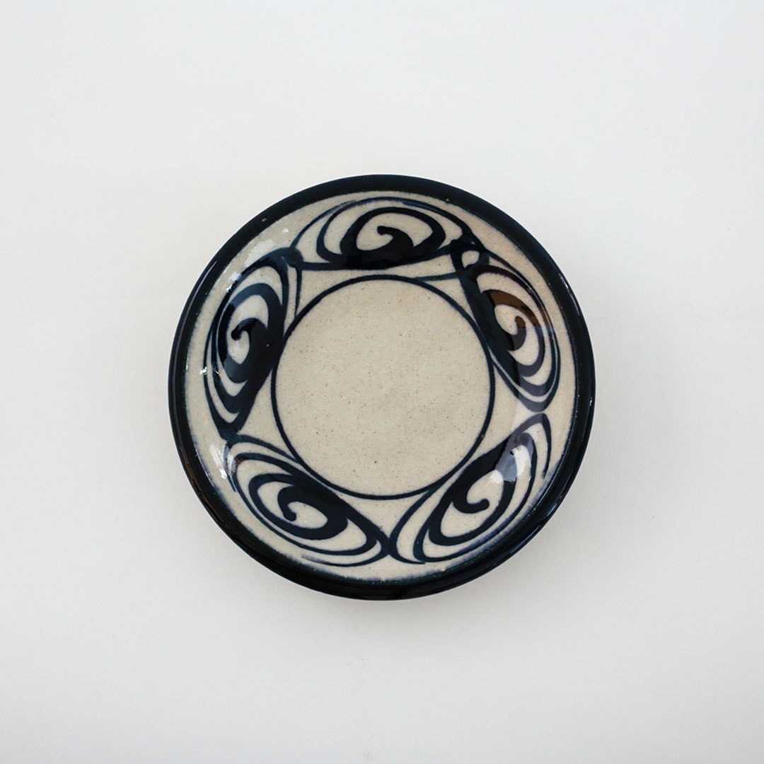 馬の目 皿 （瀬戸本業窯） | 平皿・プレート | cotogoto