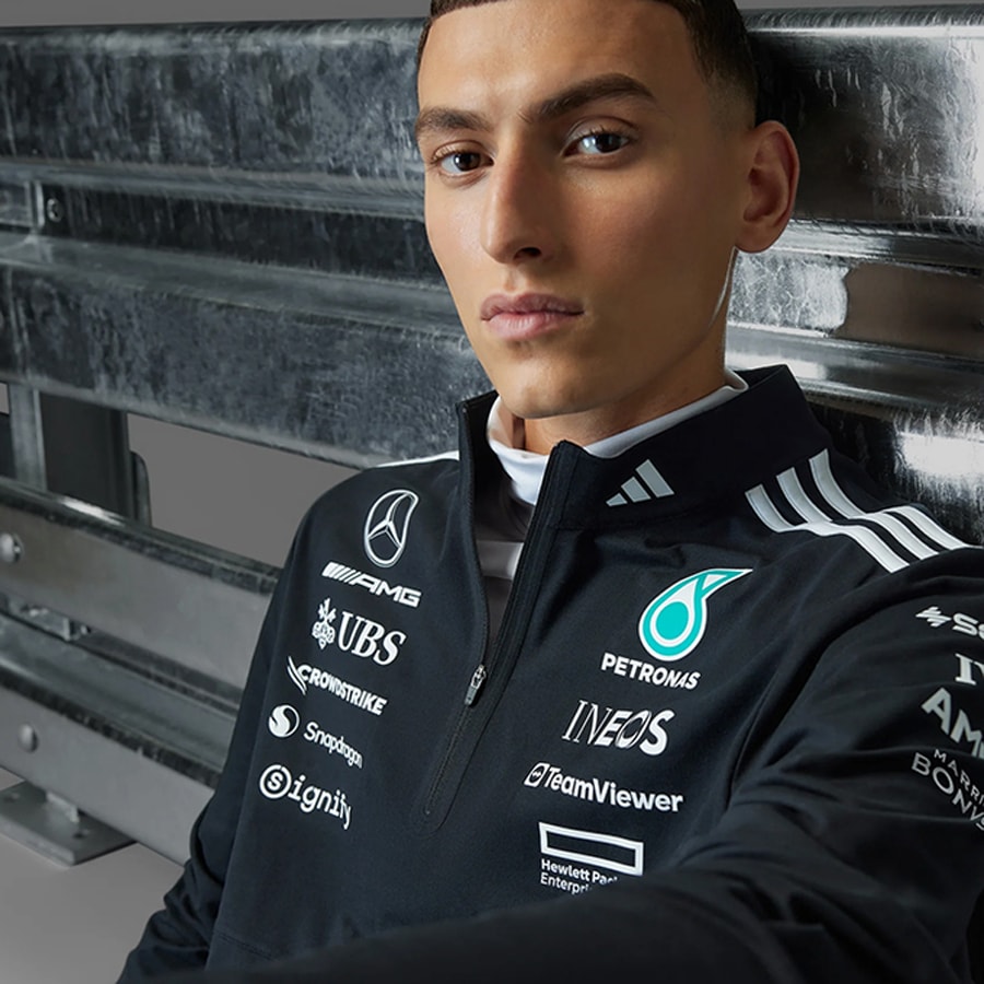 欧州規格 2025 メルセデス AMG ペトロナス F1 チーム 1/4 ジップ