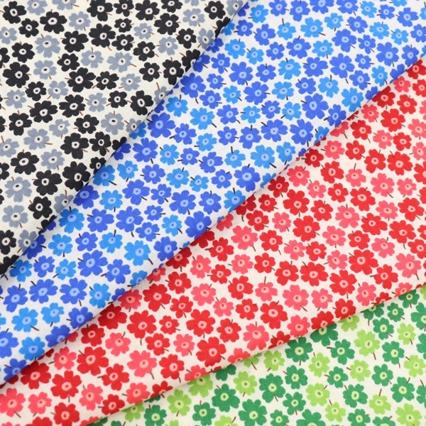 生地 小花プリント 北欧風ミニフラワー柄 | 手芸センタードリーム公式