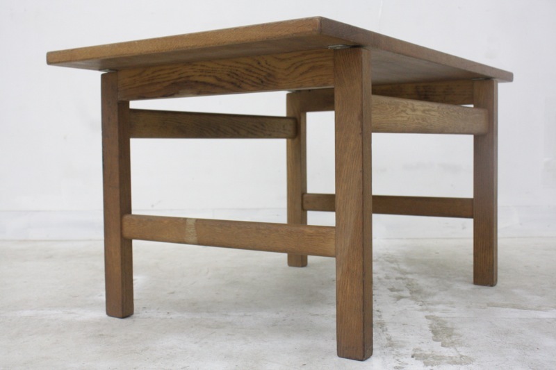 Hans J.Wegner（ハンス・ウェグナー）GETAMA サイドテーブル | 湯の花