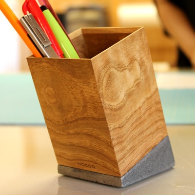 Pen holder」鋳物と木のペンスタンド/Hacoaブランド/北欧風デザイン