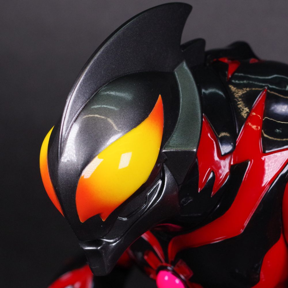 ソフビ/Momoco Studio/ウルトラマンベリアル｜墓場の画廊ONLINE STORE