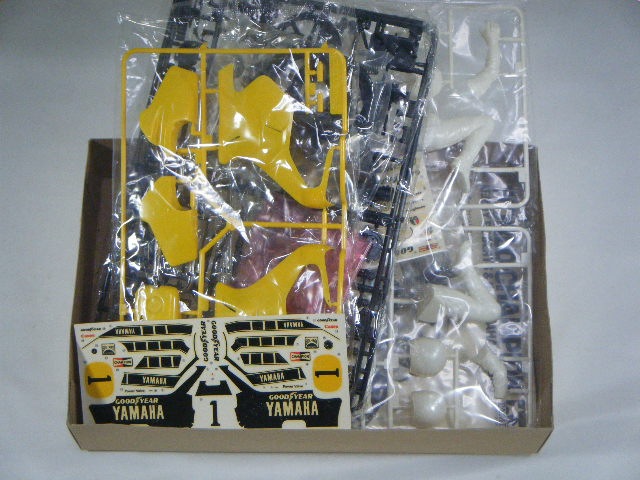 ヤマハYZR500/ケニー.ロバーツ （タミヤ） No26 1/12 | 自動車