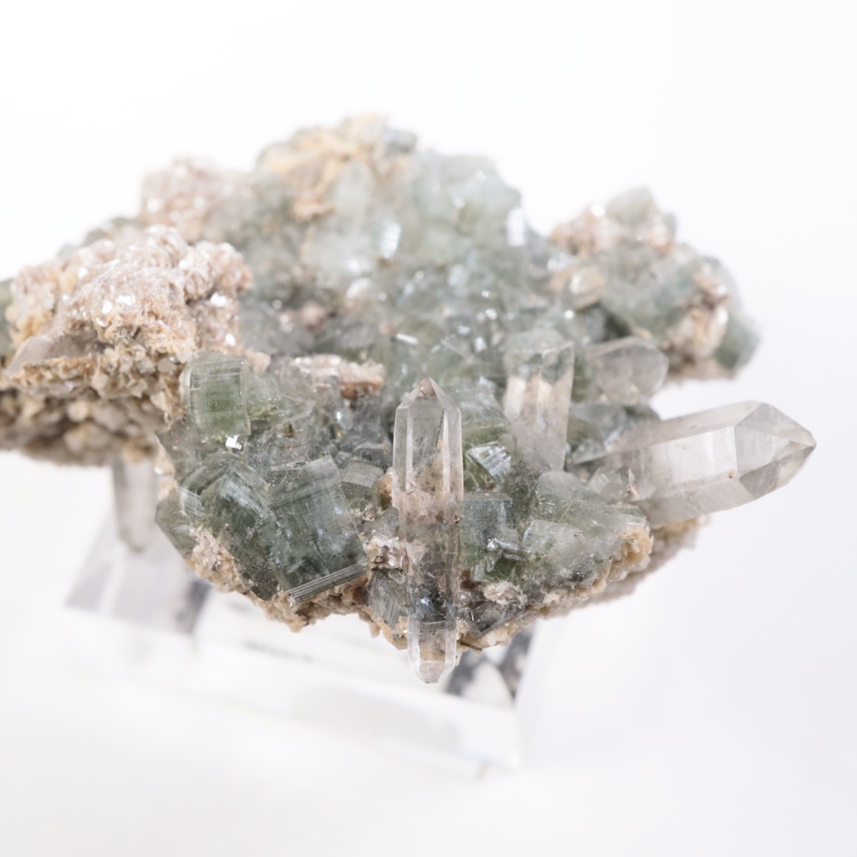 ポルトガル産 アパタイト、クォーツ | 鉱物標本,ア行,アパタイト