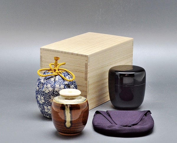 1176 茶入 棗 セット 蒔絵 1176 茶入 棗 セット 蒔絵 1176 茶入 棗