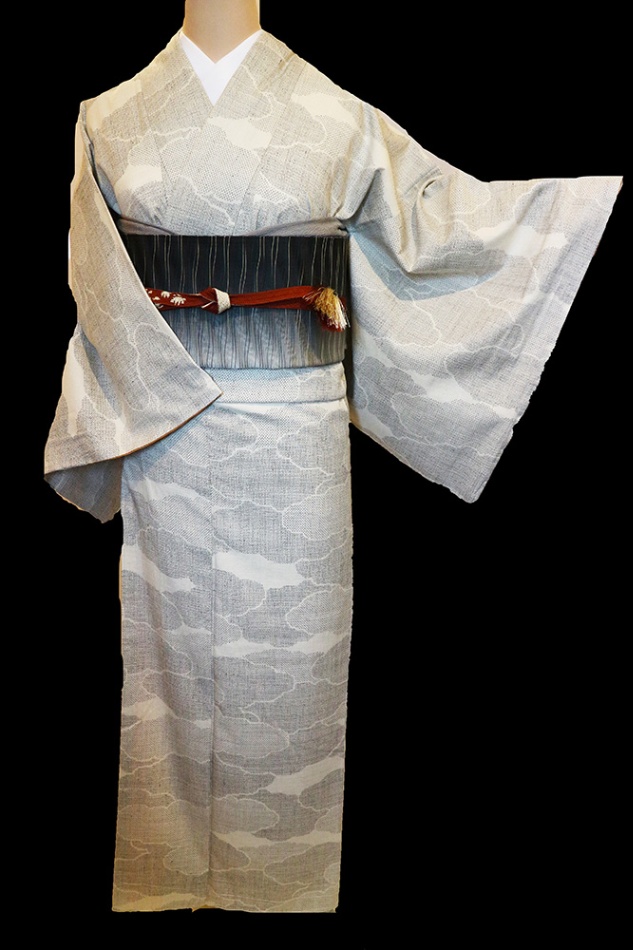 厳選仕立上がり商品 逸品結城紬「重要無形文化財指定 本場結城紬 雲