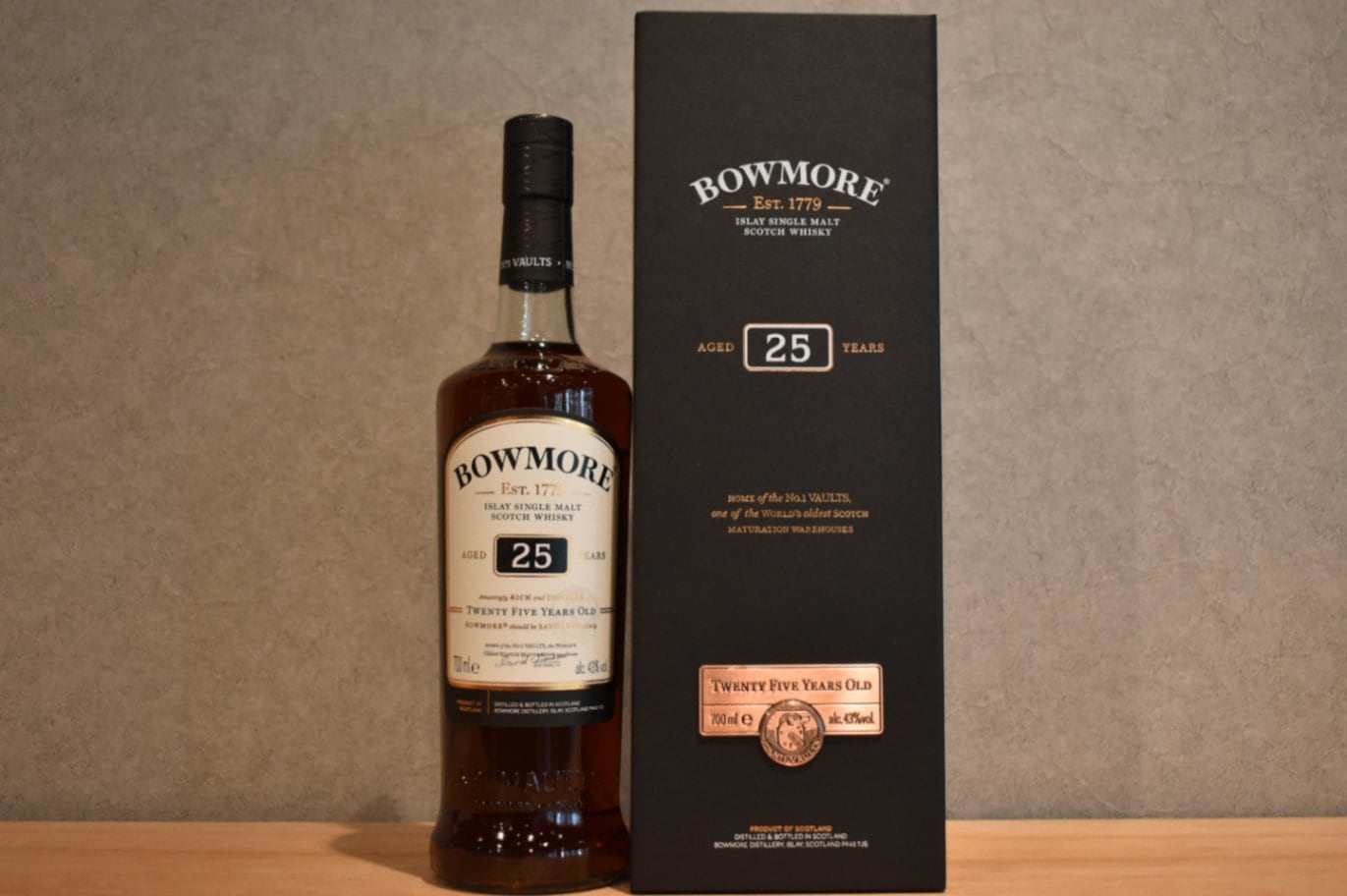 ボウモア25年ウイスキー