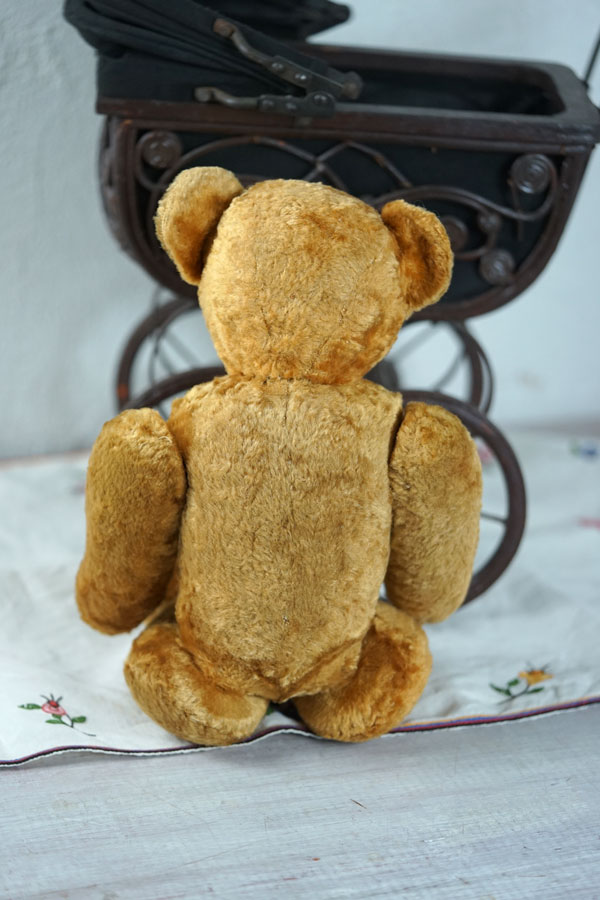 フランスのレーヨンファーのあどけない可愛さのベア42cm 1920-30年代