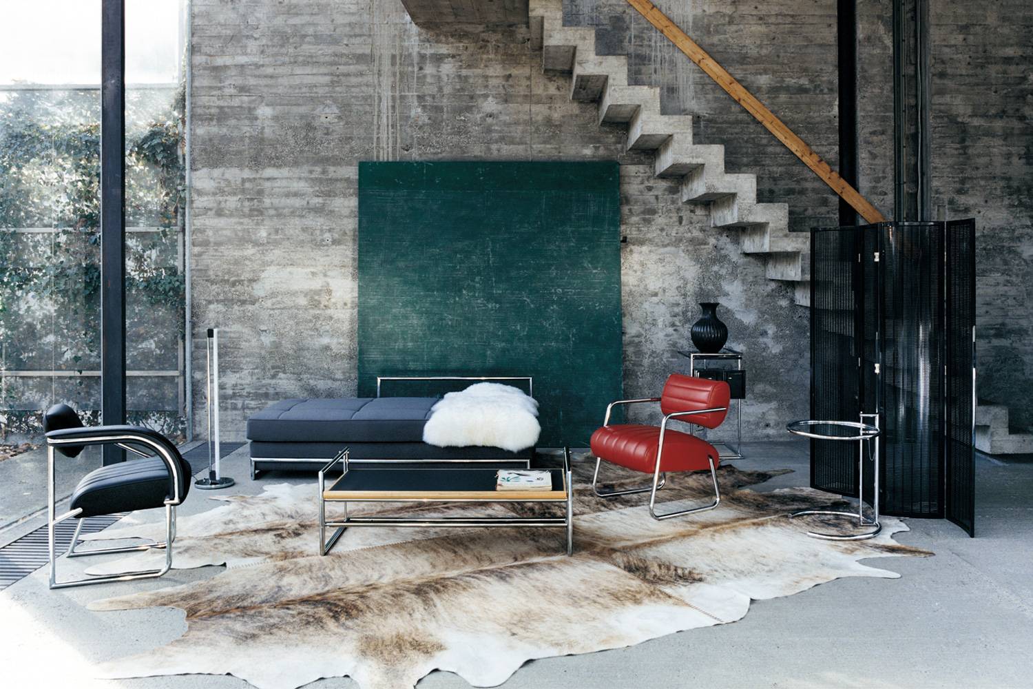 リプロダクト アイリーン・グレイ クラシコン アジャスタブルテーブル