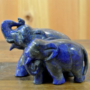 手彫り幸運を呼ぶ石・ラピスラズリ親子ゾウ｜マライカ公式通販