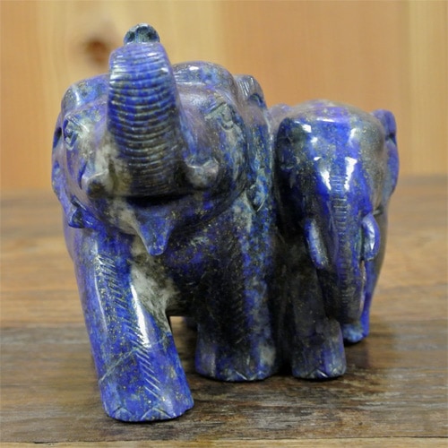 手彫り幸運を呼ぶ石・ラピスラズリ親子ゾウ｜マライカ公式通販