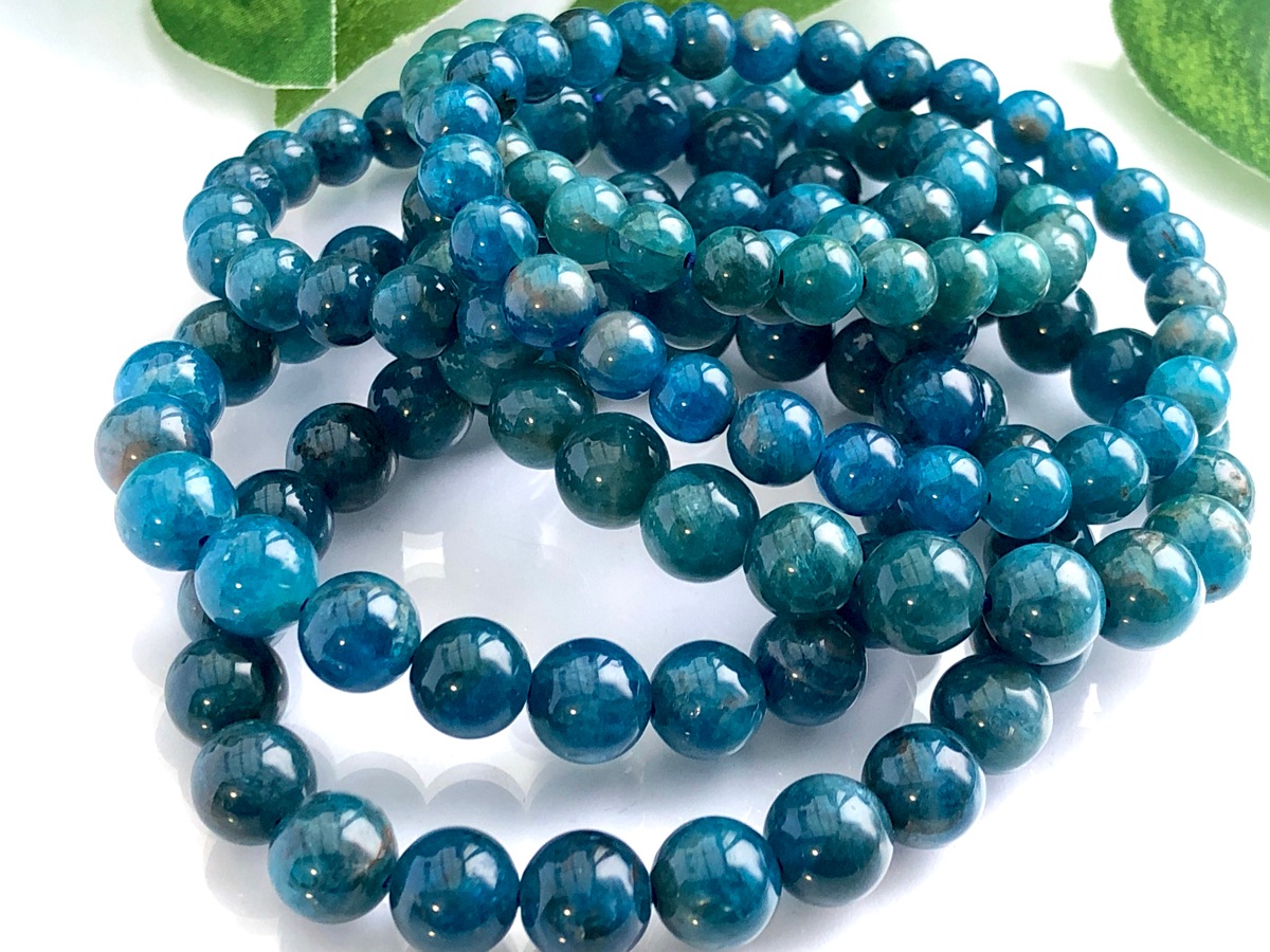 艶々ブルー☆絆を強める石☆ブラジル産☆天然石ブレスレット