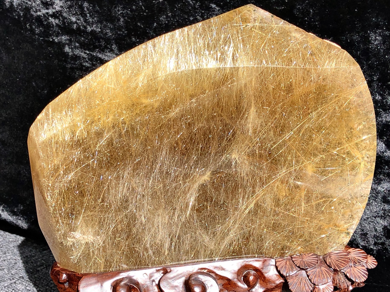 超大玉 62mm 虹入りゴールドルチルクォーツ 丸玉 スフィア 金針水晶