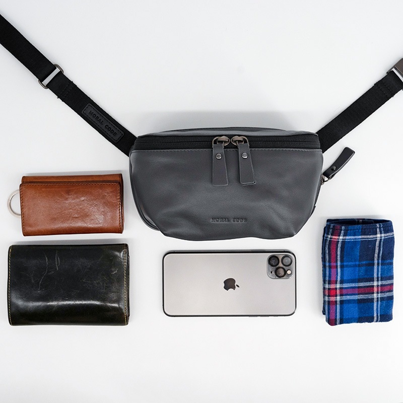 ボディバッグ ミニショルダーポーチ ARTHUR GRAY グレー｜【公式