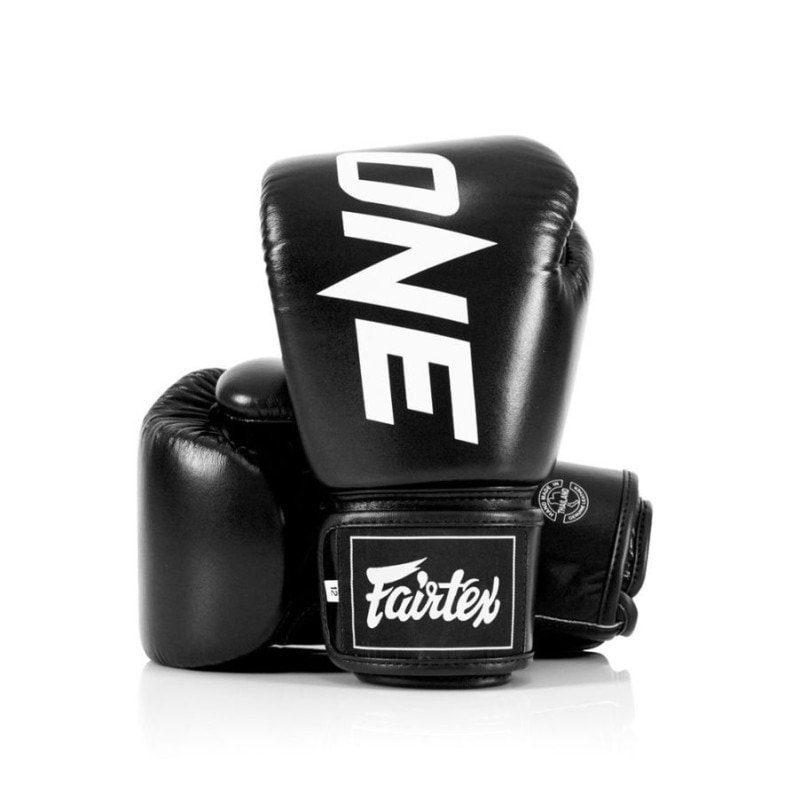 h*0様 Fairtex ボクシンググローブ 14 oz ホワイト 定価1380 h*0様